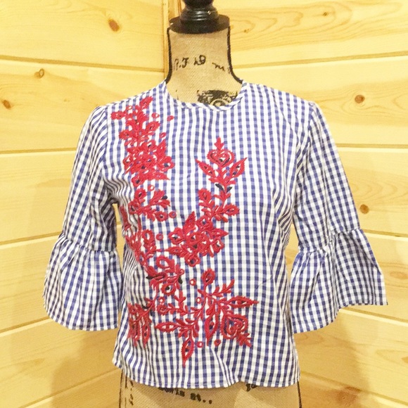 Flores Tops - Blue & White Gingham Embroidered Floral Top